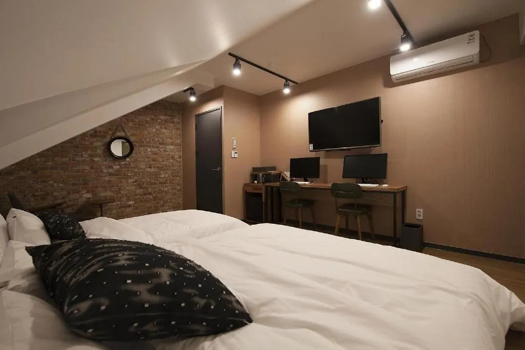Hotel Gray Busan 0*,